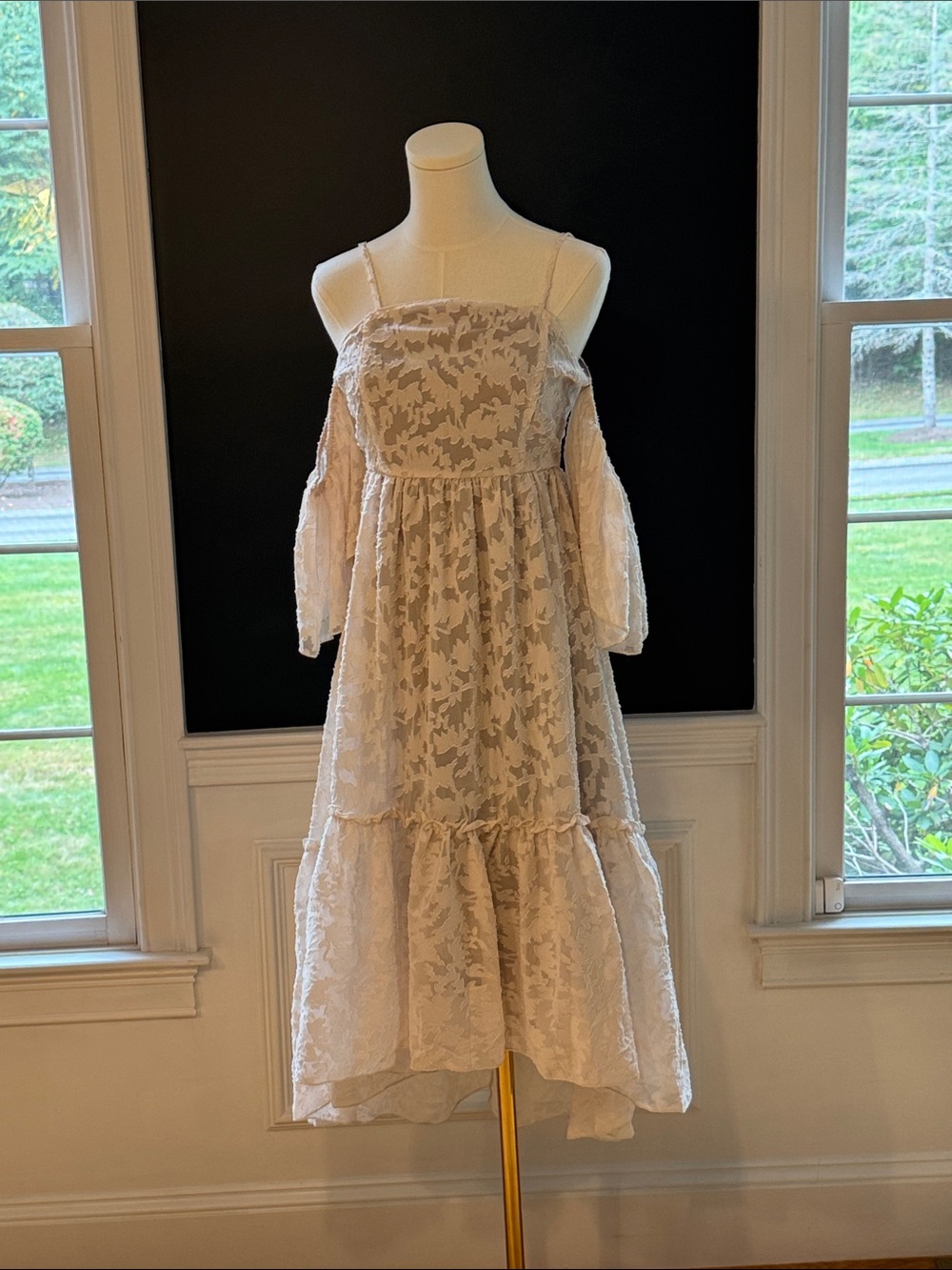 Mia Joy Girls Ivory Lace Cold-Shoulder Tiered Dress